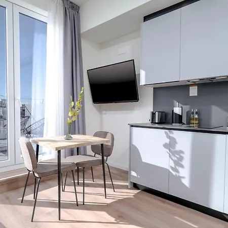 Limehome Carrer De Sant Jacint Appartamento Valenza