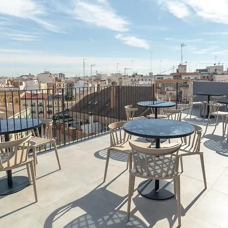 Limehome Carrer De Sant Jacint Валенсия