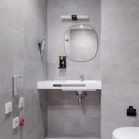 Limehome Carrer De Sant Jacint شقة *