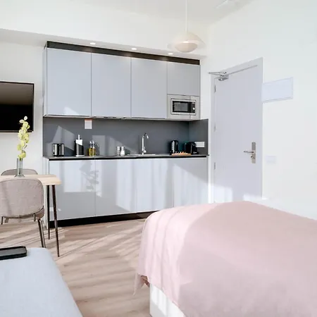 Limehome Carrer De Sant Jacint Walencja